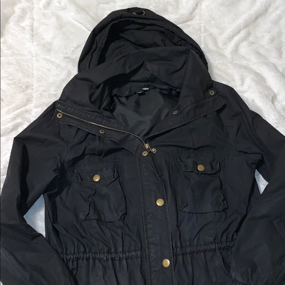Black H&M jacket with removable hood